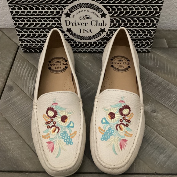 DRIVER CLUB USA Nashville Embroidered Loafer (Women), size 9